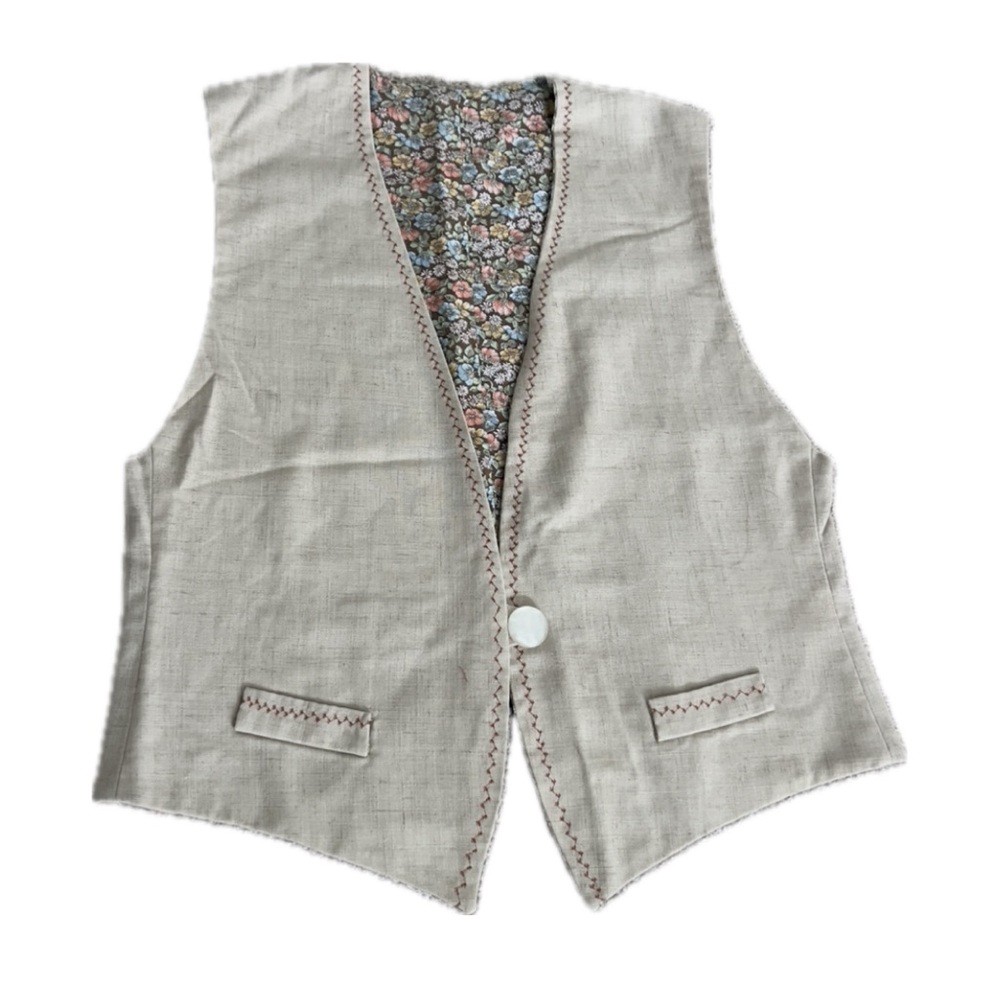 Vintage linen reversible floral vest with contrast stitching. Size: S/M